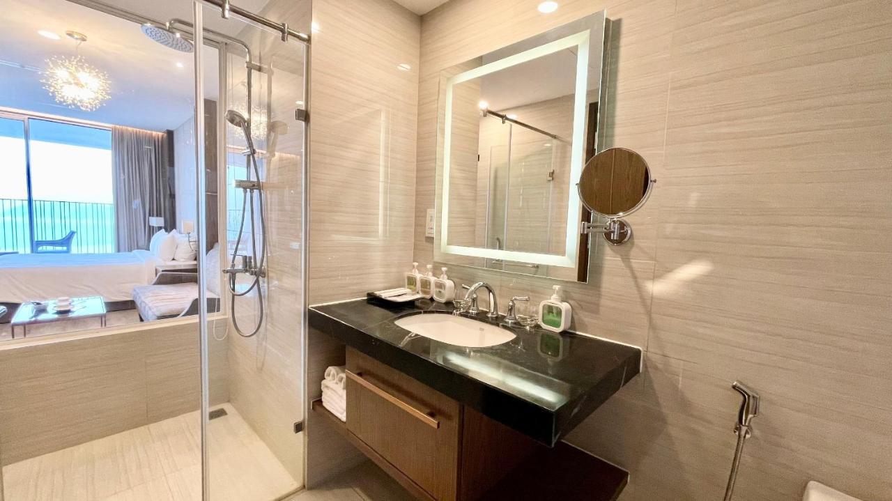 Panorama Luxury Sea View Apartment ニャチャン エクステリア 写真