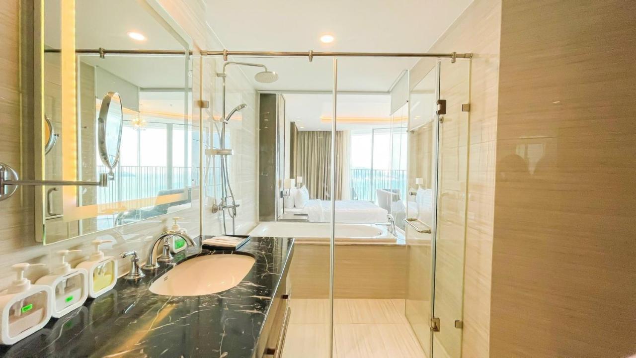 Panorama Luxury Sea View Apartment ニャチャン エクステリア 写真